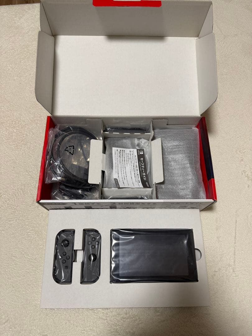 【極美品】NintendoSwitch本体 グレー バッテリー強化版