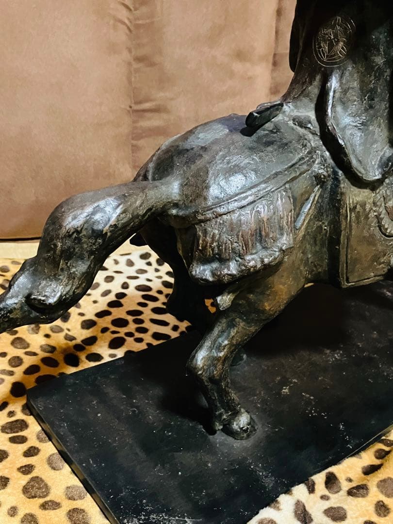 上杉謙信 銅像 置物 ブロンズ 金属製 馬 レトロ 戦国武将 武士 鎧 兜 武具