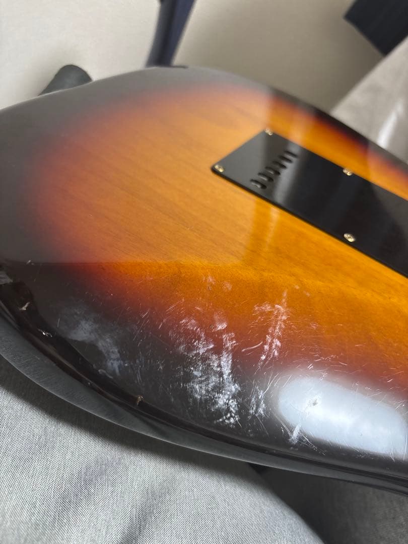 Fender japan Stratocasterストラトキャスターサンバースト