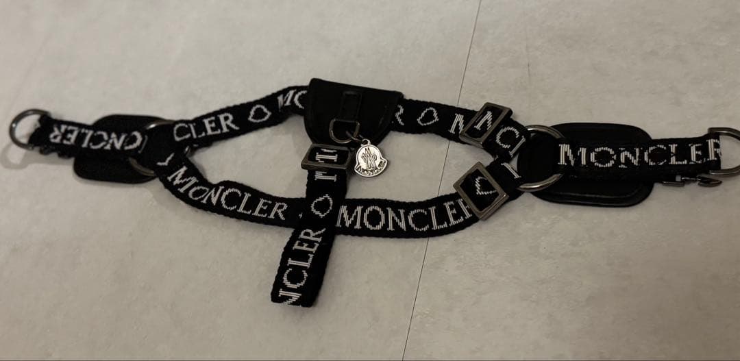 激レア モンクレール ハーネス リード 首輪 犬用　XS