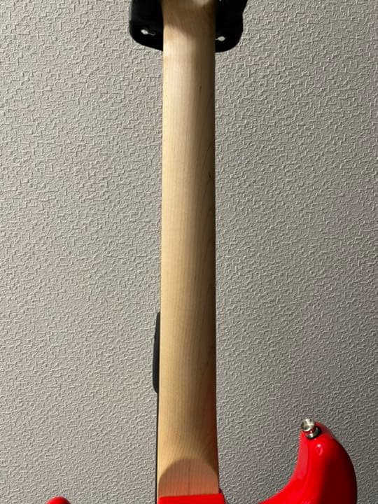 ハンドメイドギター　ストラトキャスタータイプ　レッド