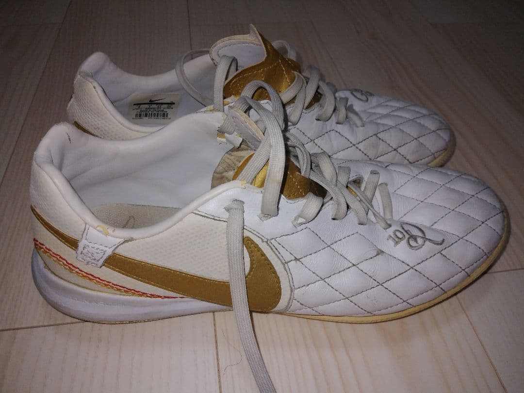 NIKE　ルナレジェンド7PRO10R TF ロナウジーニョモデル　箱なし