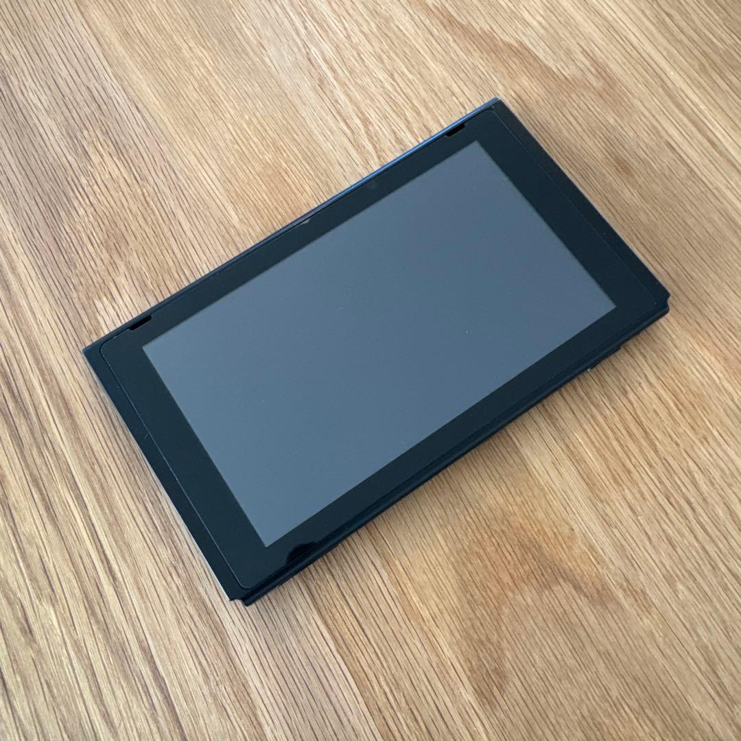 Switch本体+追加ジョイコン2本+ジョイコン充電グリップ+純正ケースセット