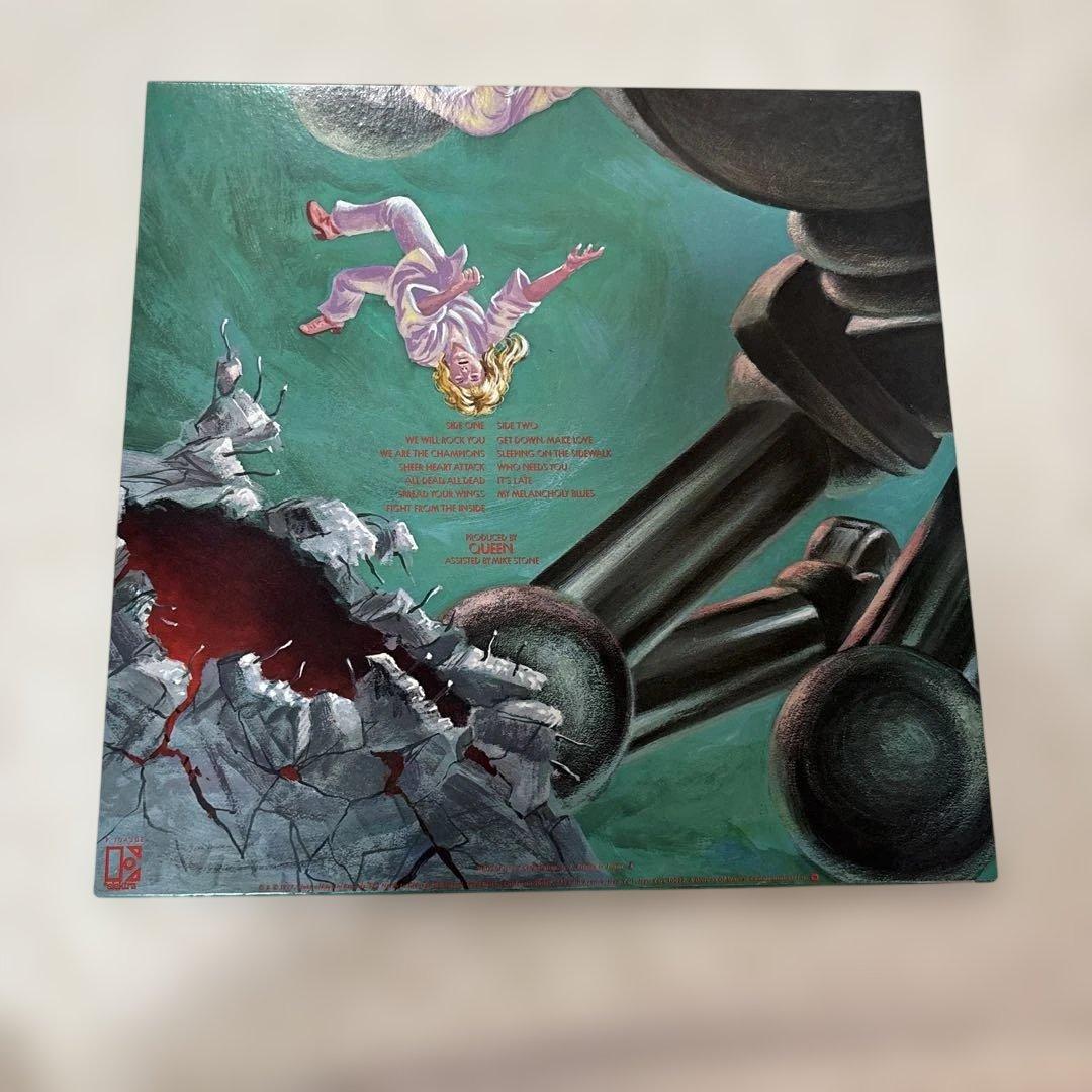 美品　QUEEN NEWS OF THE WORLD レコード