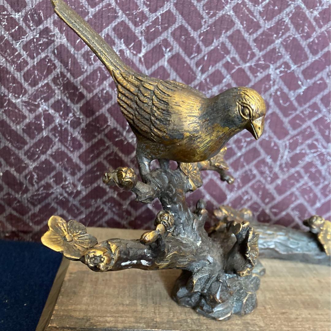 乾隆年製　銅製梅に鶯置物　木製台