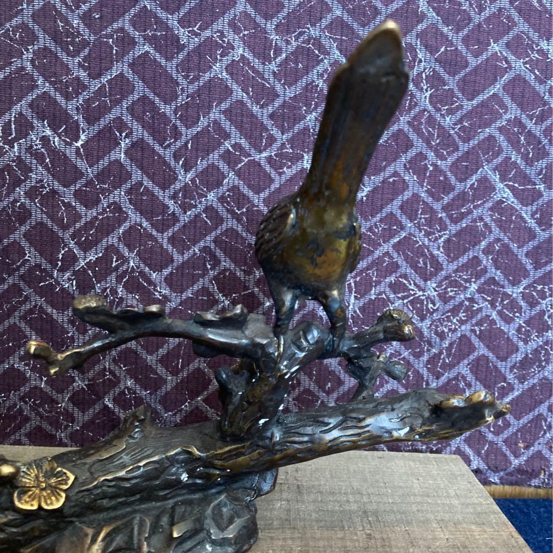 乾隆年製　銅製梅に鶯置物　木製台