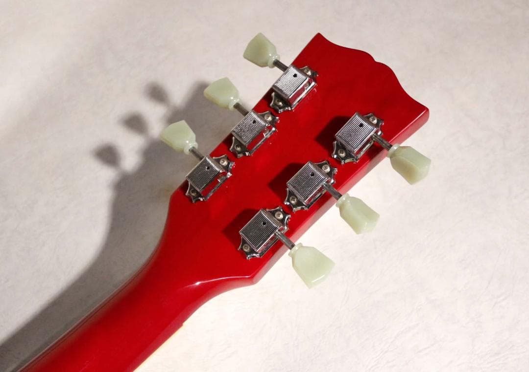 ■おすすめ■K-garage■レスポールタイプ エレキギター■チューナー他付属