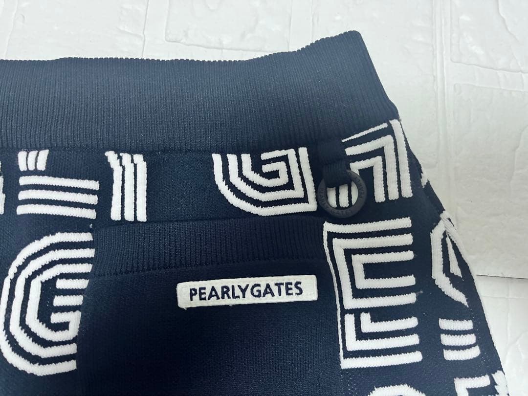 新品PEARLY GATES ロゴプリント スカート