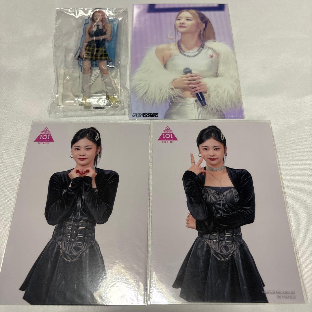 ミーアイ ME:I conic バッグ 缶バッジ トレカ トレカケース アクスタ