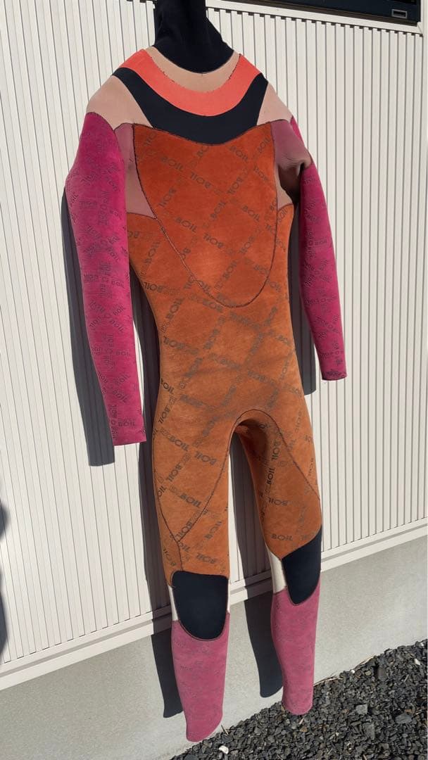 west セミドライウェットスーツ