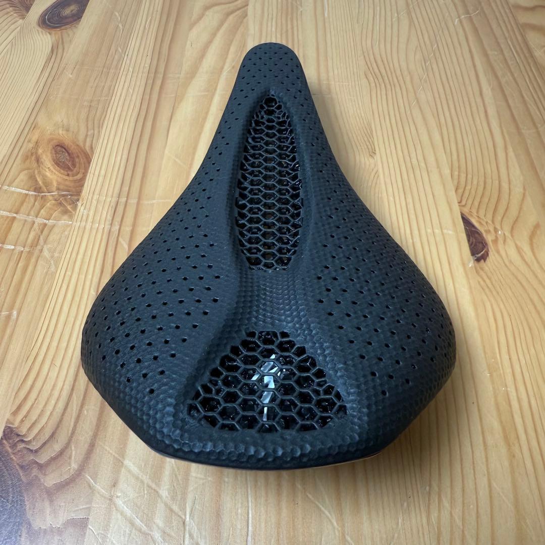 未使用品SPECIALIZED POWER PRO MIRRORサドル