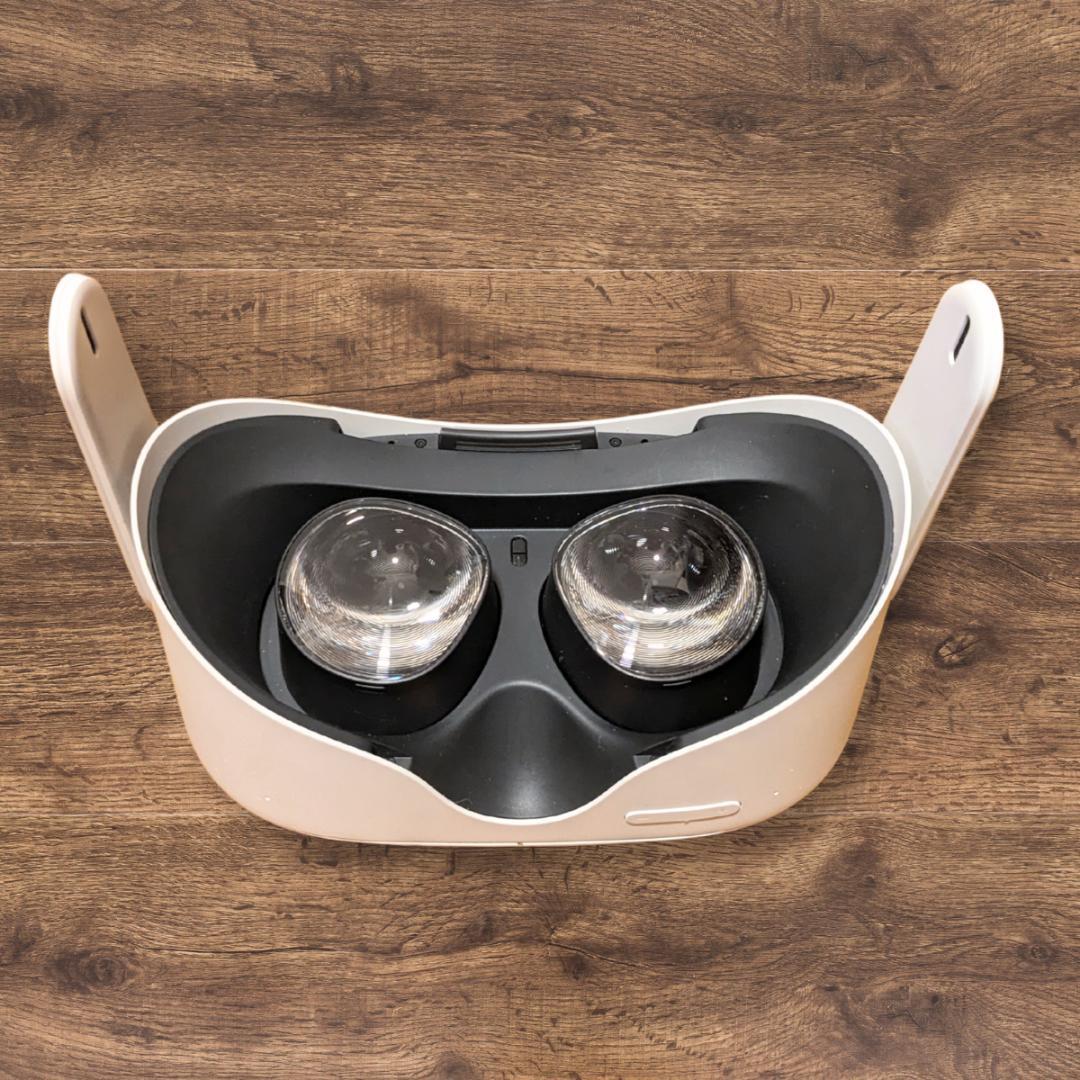 【美品】 Quest 2 （)本体【動作確認済】