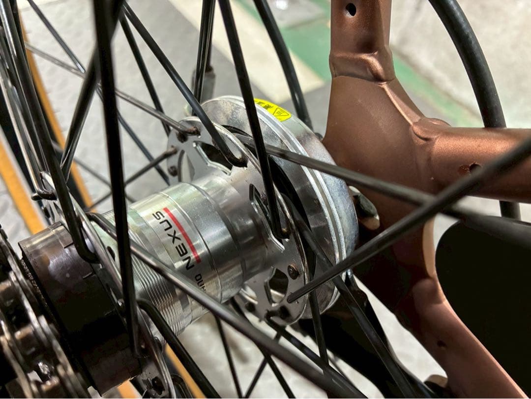 №8625電動自転車　パナソニック ギュット 20インチ✨美品✨希少カラー！