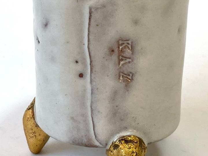 作家物　三輪和彦　萩焼　三つ足盃　筒盃　筒杯　ぐい呑　三輪休雪