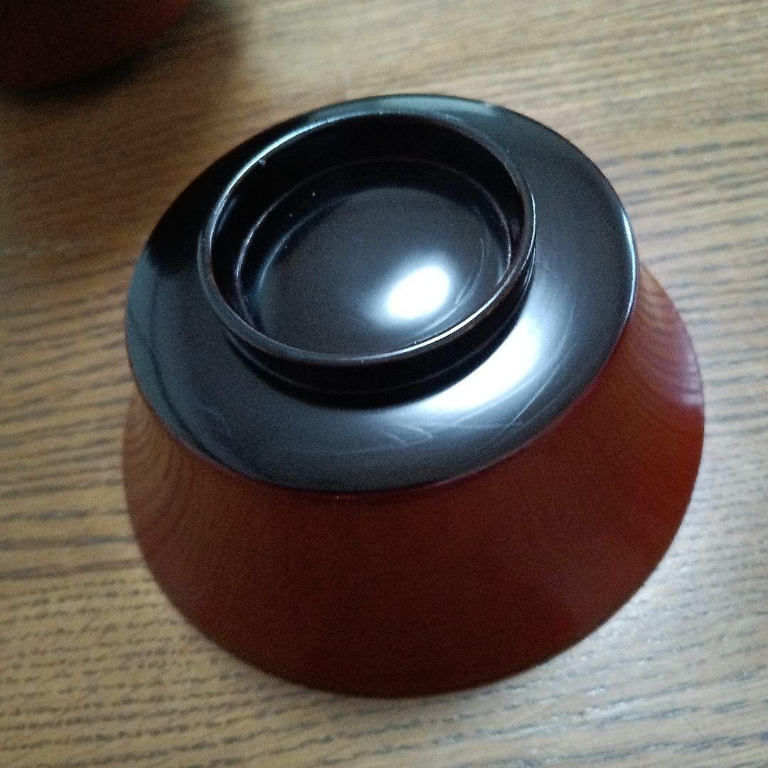 珍しい形の漆器椀　飯椀か煮物椀　かなり昔の物。6個