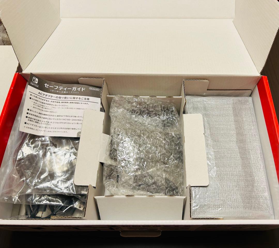 Switch本体　箱付き　キャリングケース付き