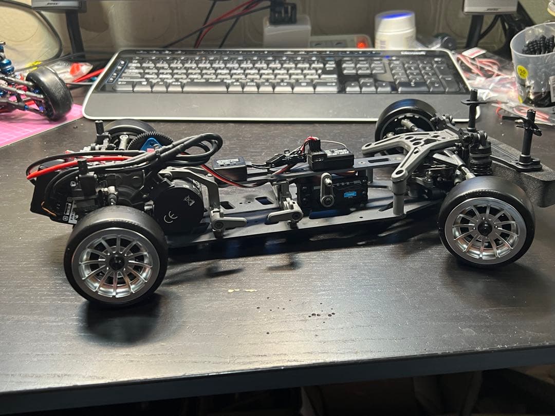 TEAM ASSOCIATED DC10 ドリフトカー