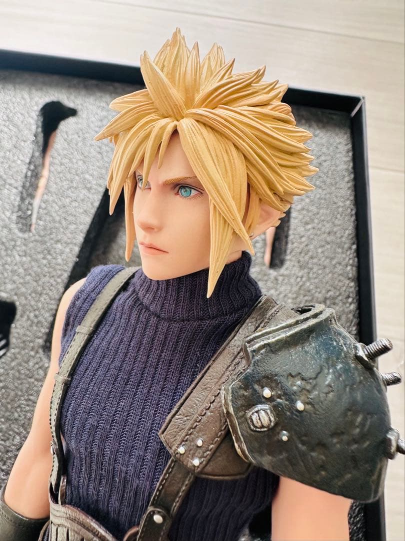 GAMETOYS GTー002A クラウド・ストライフ 1/6可動フィギュア