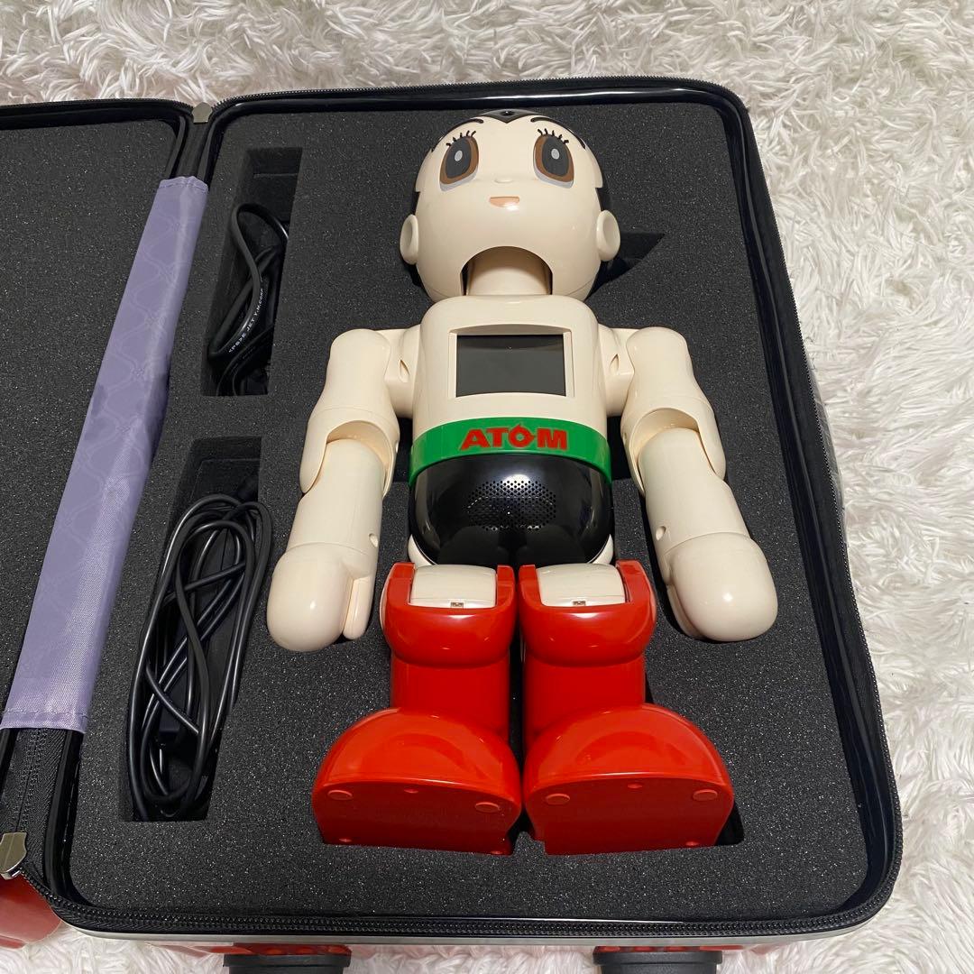 講談社　コミュニケーションロボット ATOM キャリーケース付