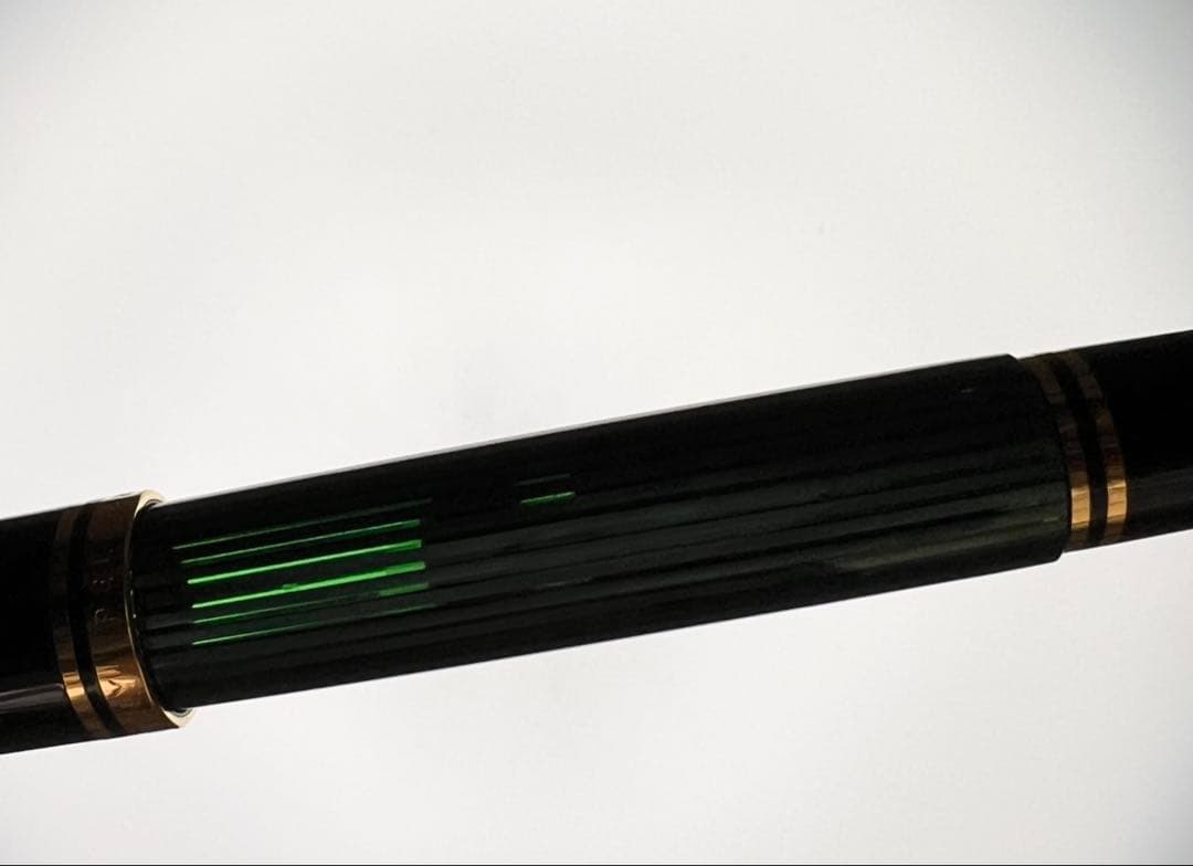 ペリカン 万年筆 スーベレーン M800 緑縞 F（細字）18C