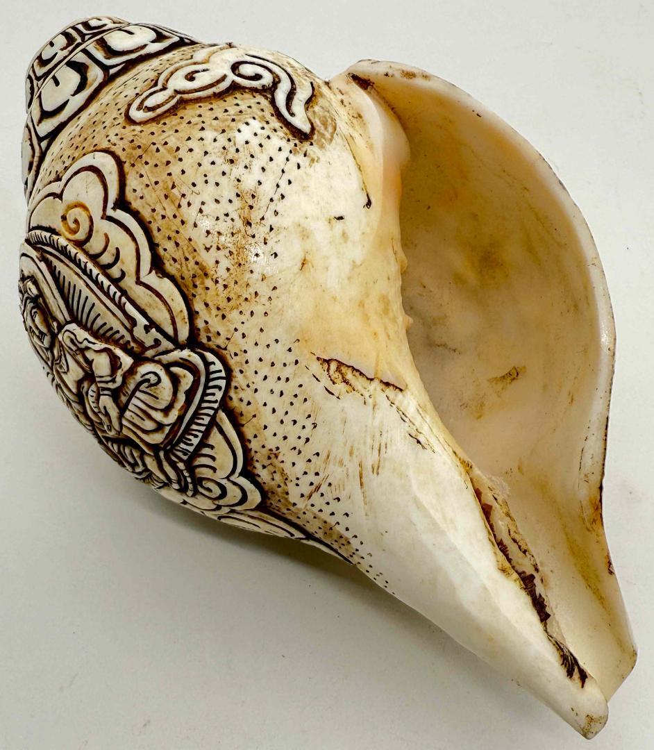 ◆チベット密教法具　法螺貝（シャンカ）クベーラ（毘沙門天）シャクティ