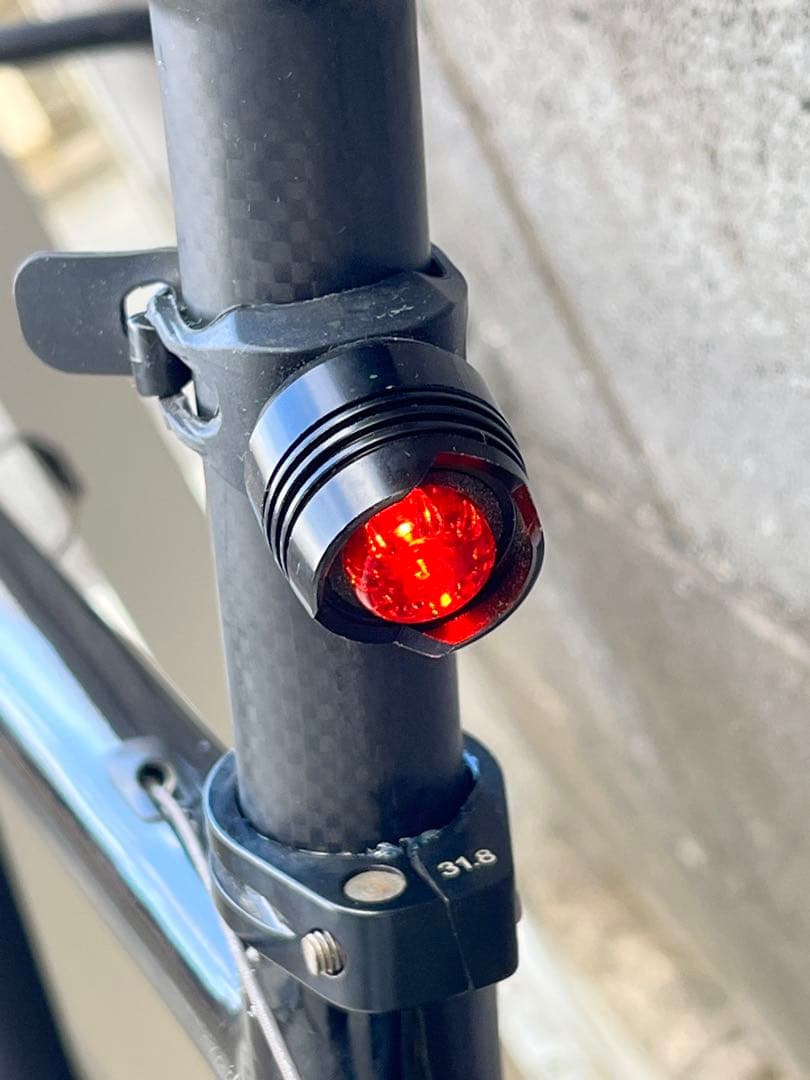 すごいごいすー　美品軽量カーボンフレーム+レーシングゼロ