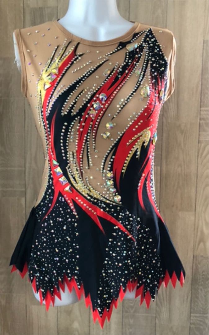 すぐ発送❣️１５０赤系レオタード