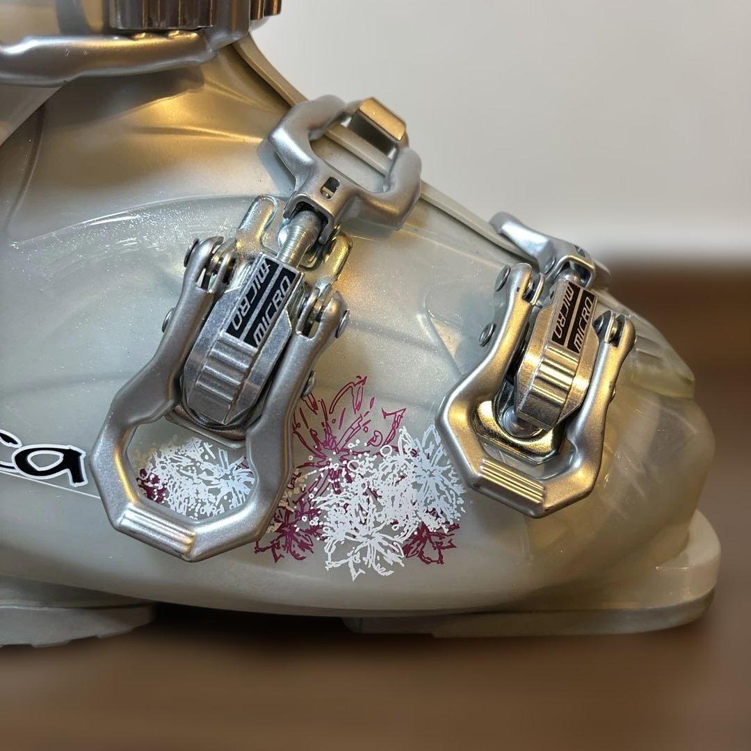 Tecnica 女性用スキーブーツ23.0〜23.5㎝