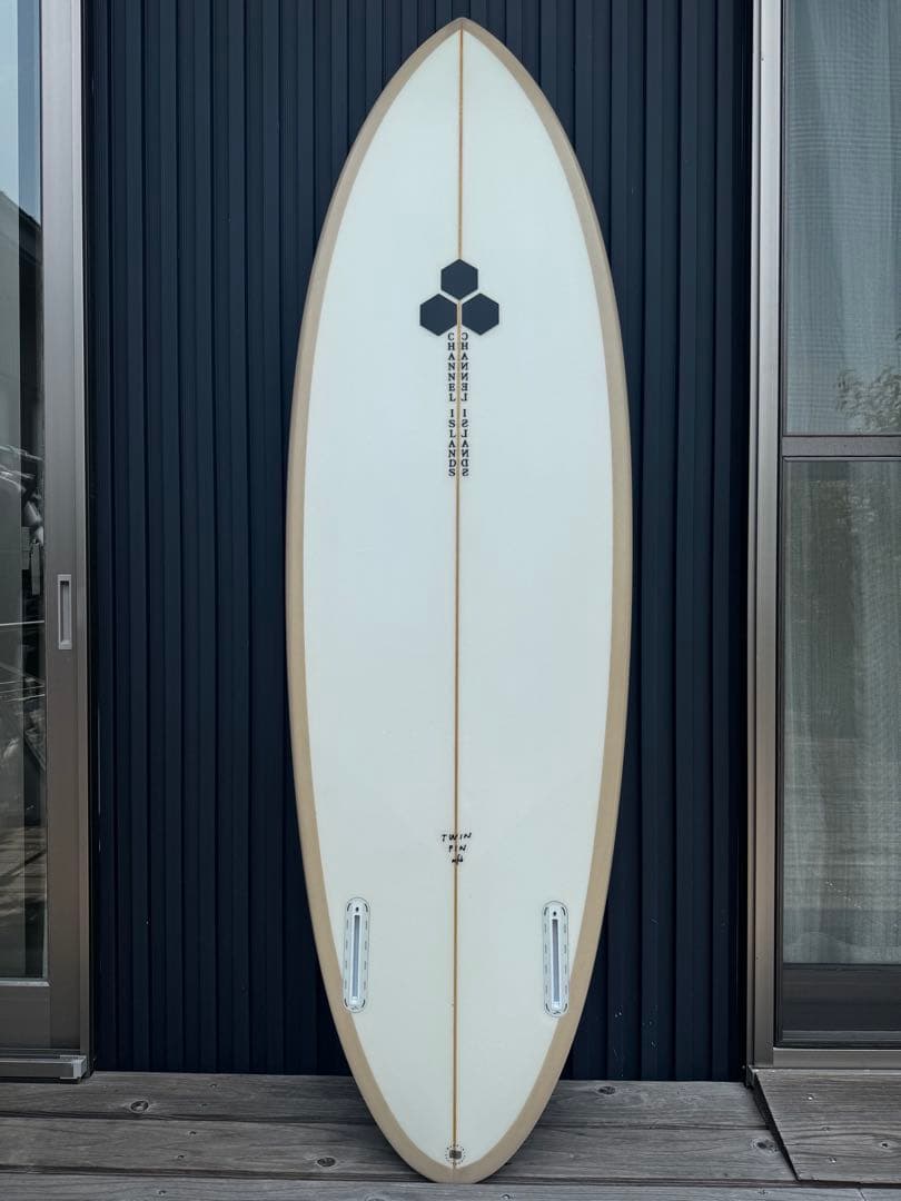 Channel s Twin pin 5'7\" ショートボード