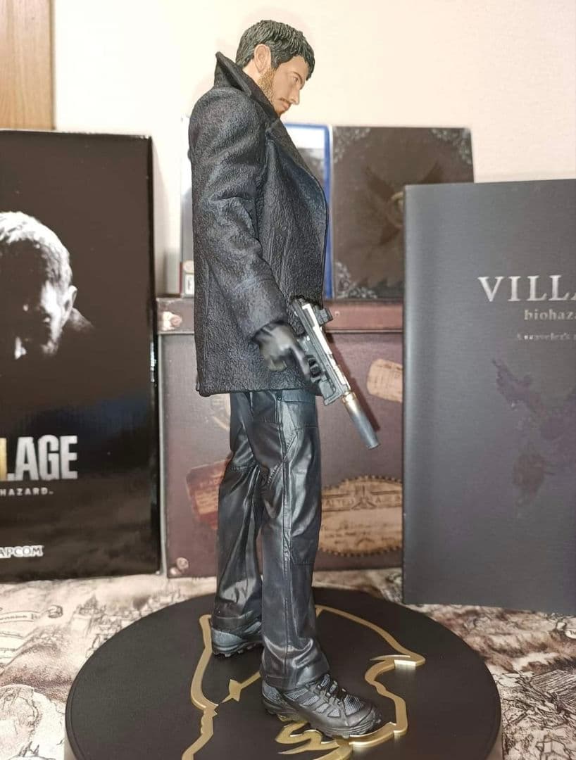 CAPCOM VILLAGE フィギュアセット PS5