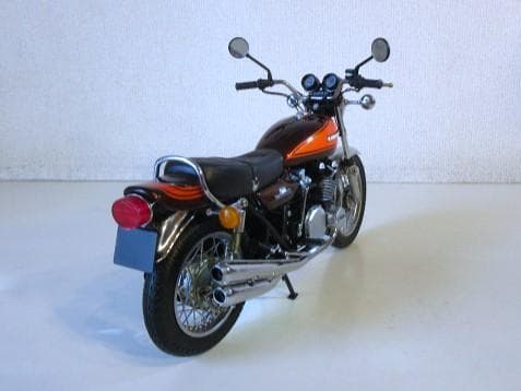 特価 MINICHAMPS (1/12) カワサキ Z1 900