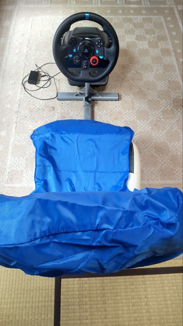 ハンドルコントローラーG29