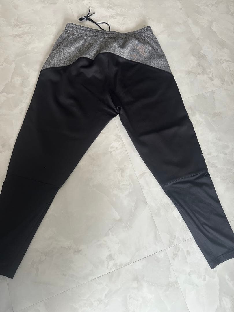 ルースイソンブラ　スポーツジャージセット ブラック/グレー