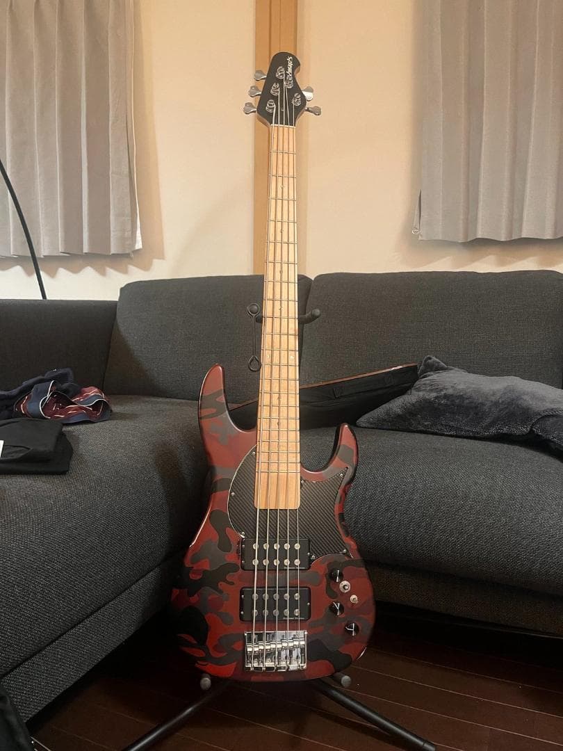 ベース Edwards / E-LW-135M Black