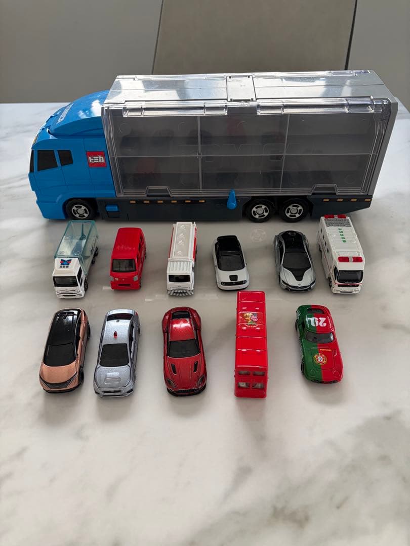 トミカ ミニカー 80台 まとめ売り トミカケース おかたづけコンボイ