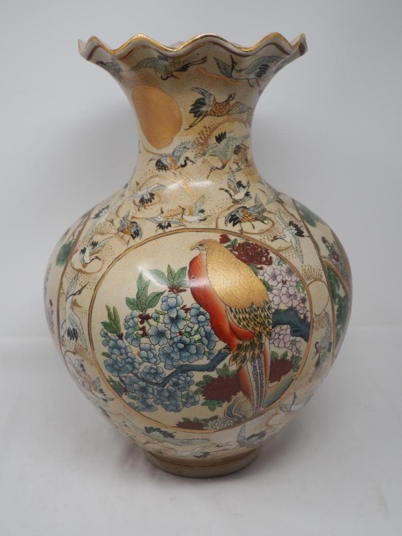 色絵金襴手花鳥群鶴文壺﻿　栄盛窯　瀧山作　ツル　花瓶　-SO