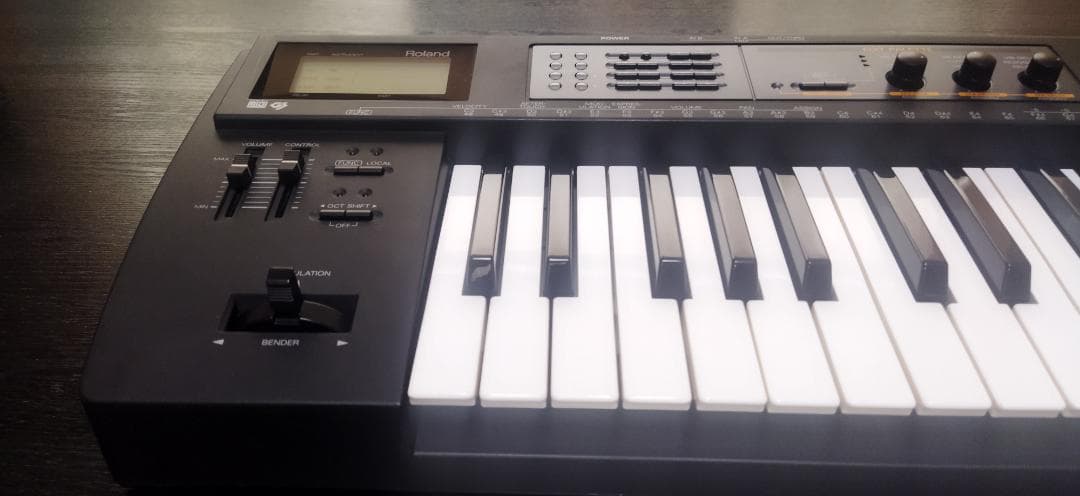 鍵盤楽器 Roland SK-88 Pro