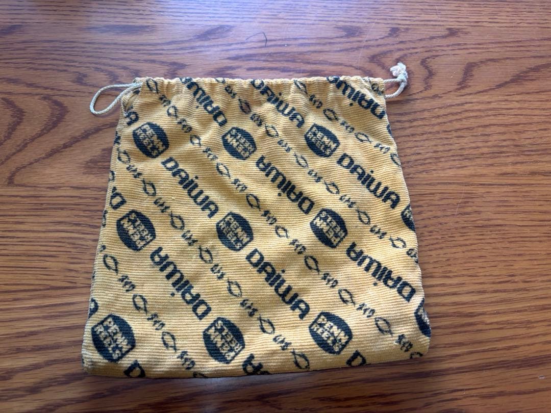 Daiwa Luvias 2506 スピニングリール