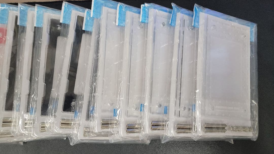 ポケモンカード　ディスプレイフレーム　新品未開封　20個セット