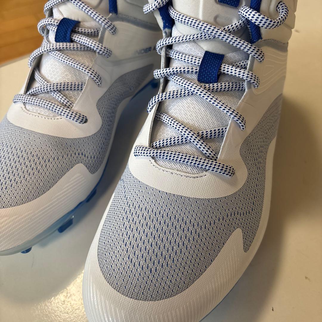 Under Armour スパイクハイカットホワイト/ブルー