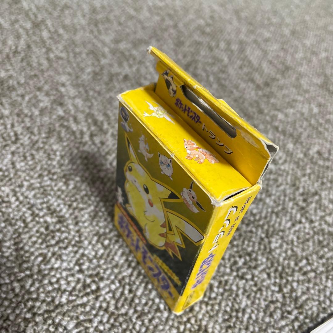 ポケットモンスター　ピカチュウバージョン　トランプ