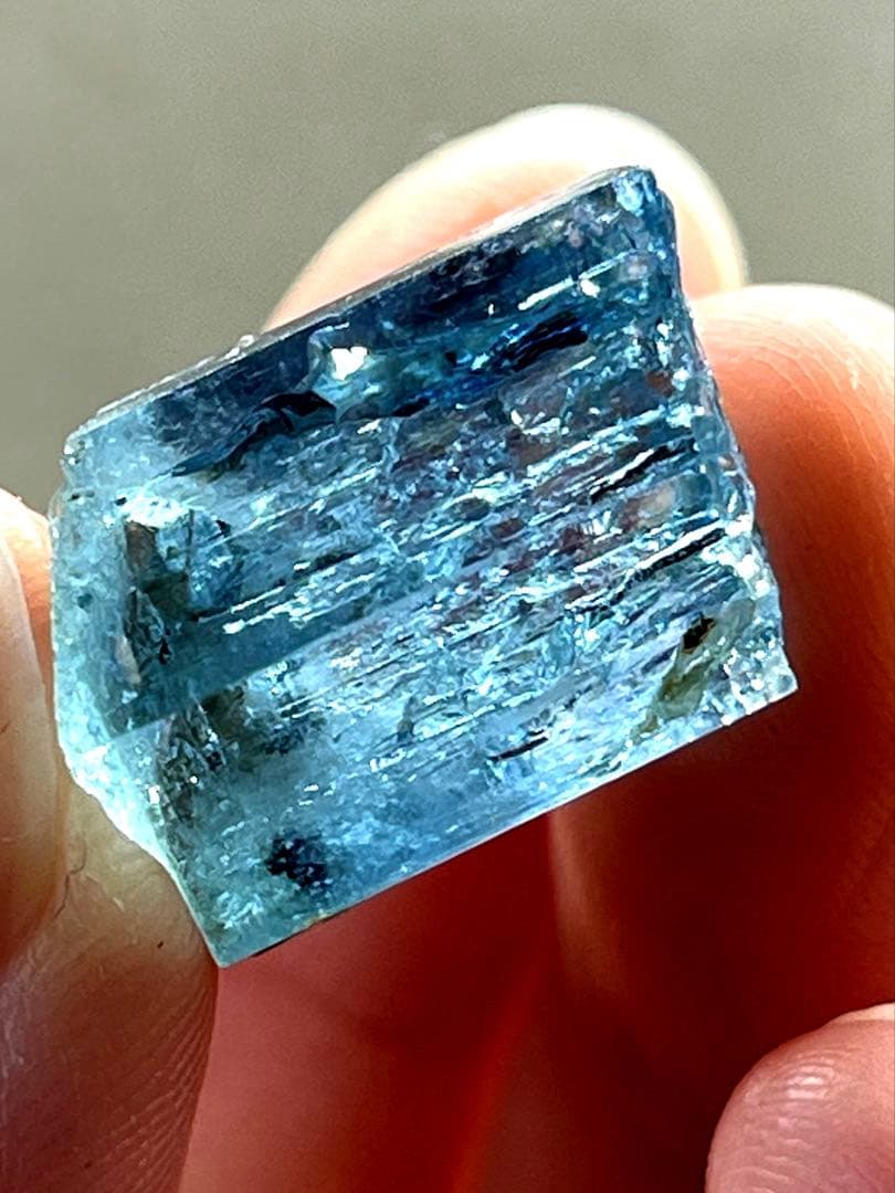 希少 風景を宿すアクアマリン 19.10ct (3.82g) ベトナム産