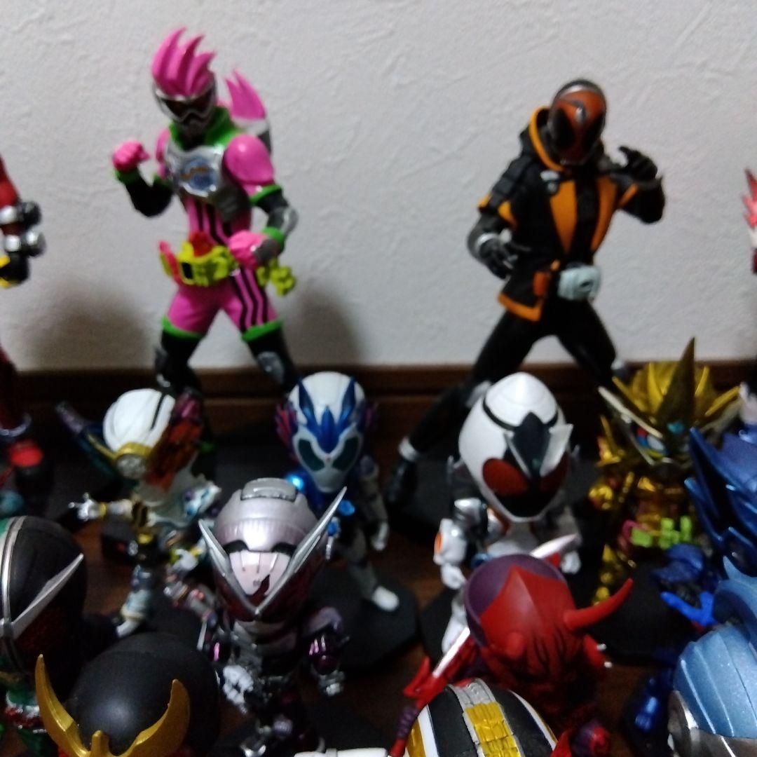 仮面ライダー　1番くじ　装動　フィギュア