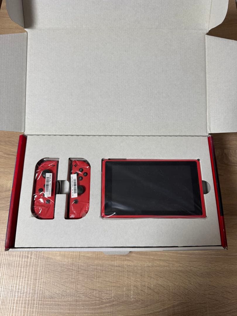 Switchマリオレッド