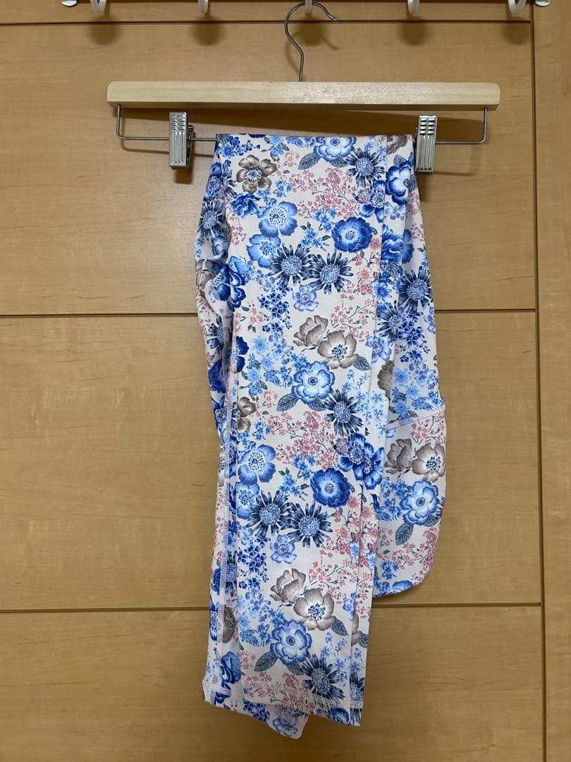 SUKALA フローラル　ヨガウェア上下セットMサイズ