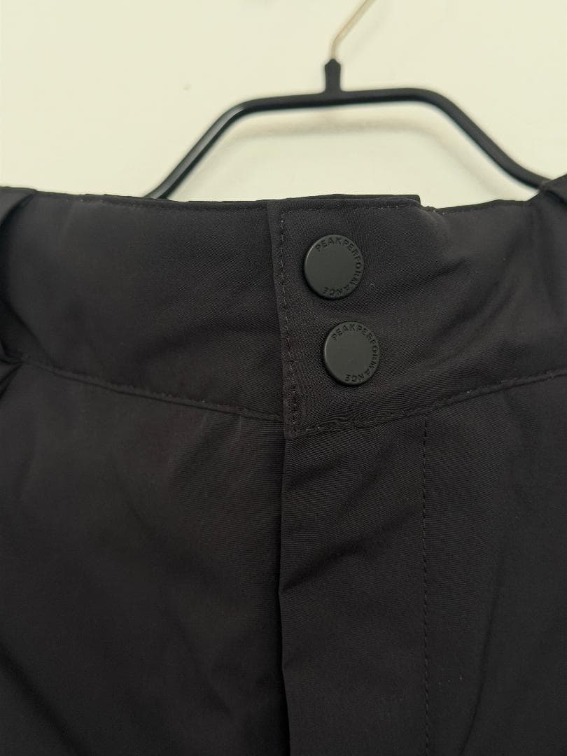 【未使用タグ付き】Peak Performance スキーパンツ 女L 男M