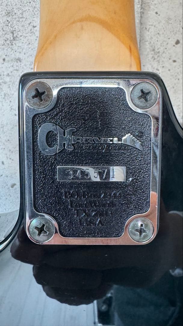 Charvel ブラックエレキギター6弦