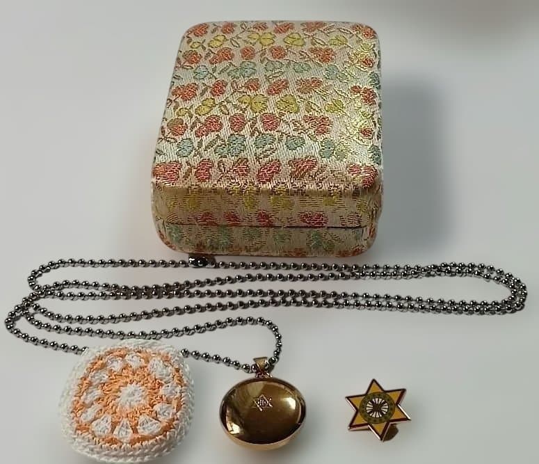 崇教真光 ペンダント　&　初級御神紋