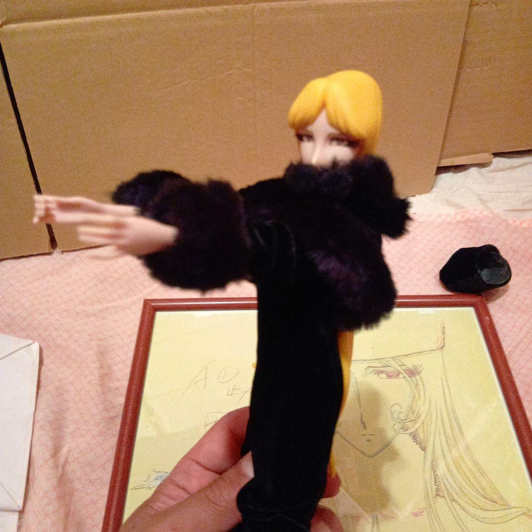 メーテル　フィギュア　 約27cm　複製原画付き　メディコム・トイ