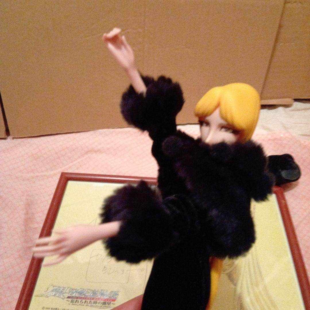 メーテル　フィギュア　 約27cm　複製原画付き　メディコム・トイ